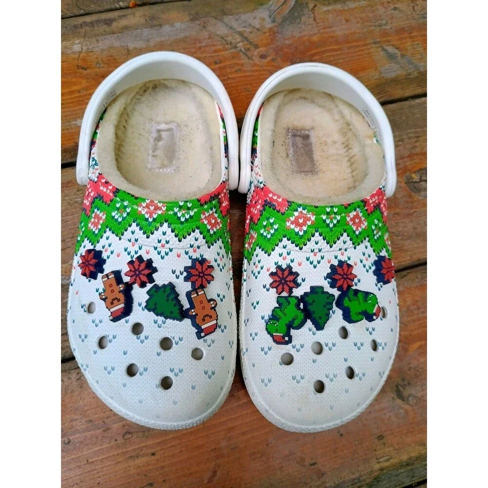 Crocs Classic Lined Holiday Clog Christmas Shoe White Women's 6 Mens 4